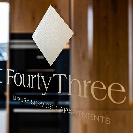 Fourty Three Luxury Serviced Apartments Düsseldorf Extérieur photo Logo of 43