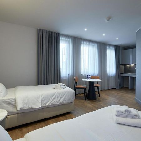 Fourty Three Luxury Serviced Apartments Düsseldorf Extérieur photo A typical studio apartment