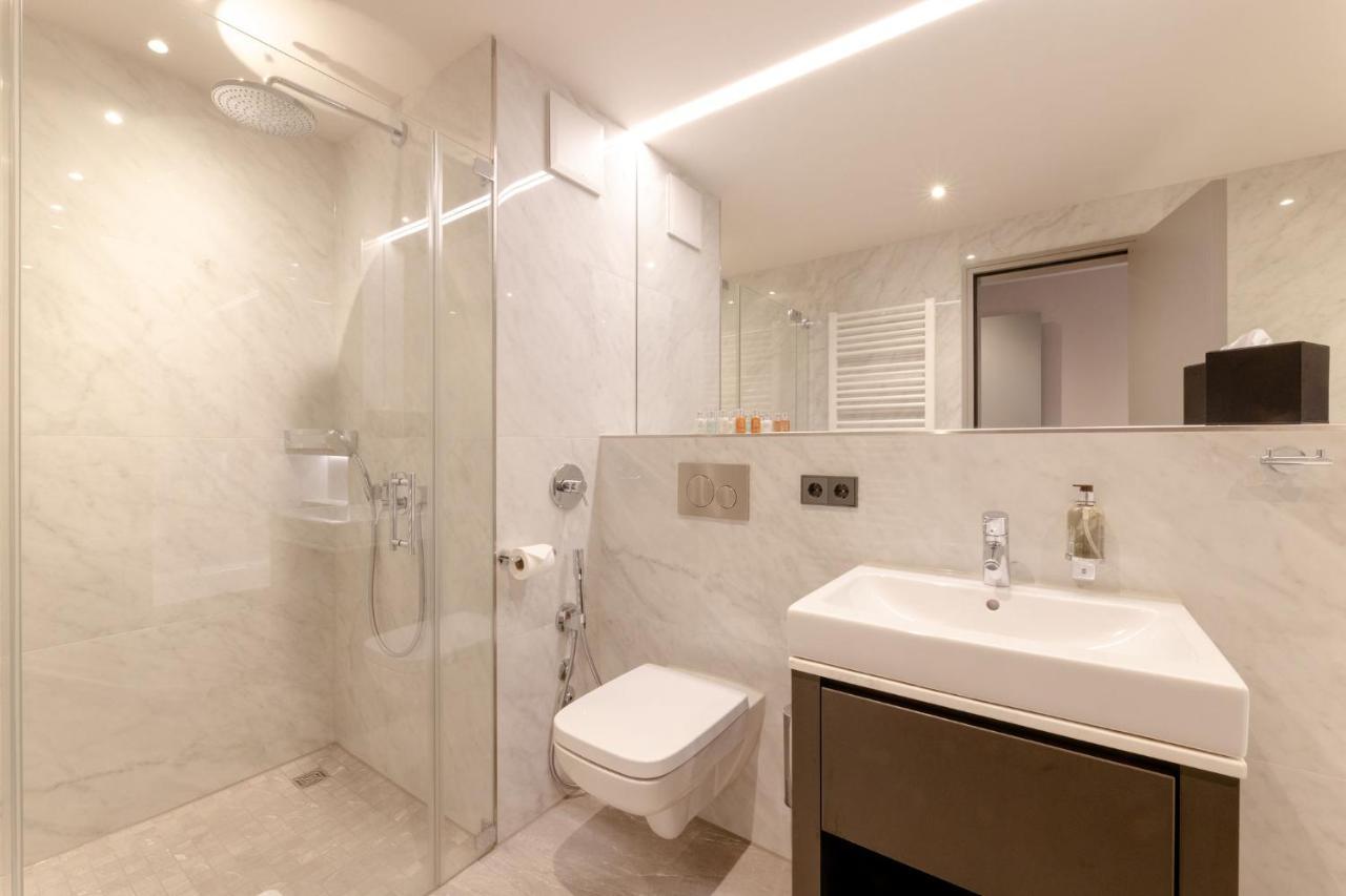 Fourty Three Luxury Serviced Apartments Düsseldorf Extérieur photo Bathroom