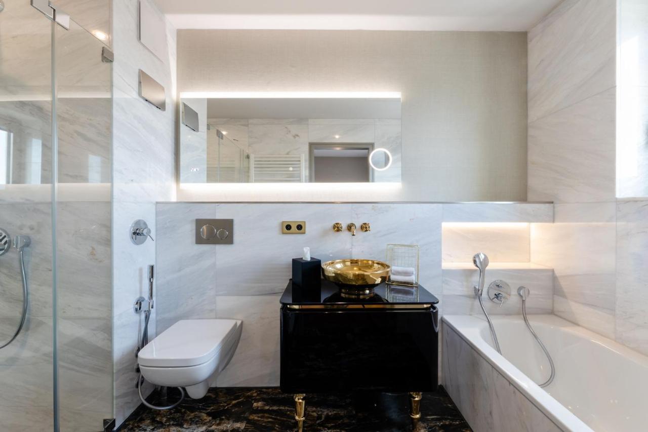 Fourty Three Luxury Serviced Apartments Düsseldorf Extérieur photo Bathroom