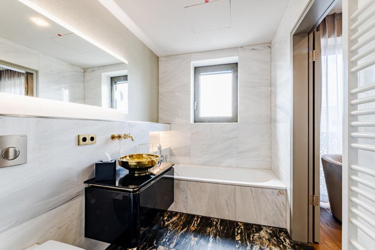 Fourty Three Luxury Serviced Apartments Düsseldorf Extérieur photo Bathroom
