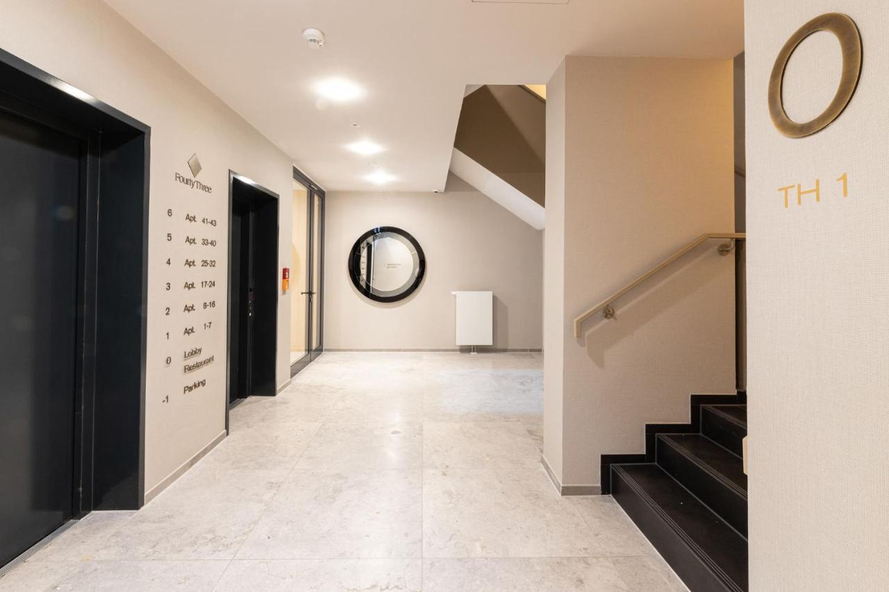 Fourty Three Luxury Serviced Apartments Düsseldorf Extérieur photo The interior of the building